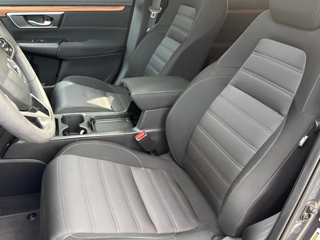 Used 2022 Silver Honda EX image 17