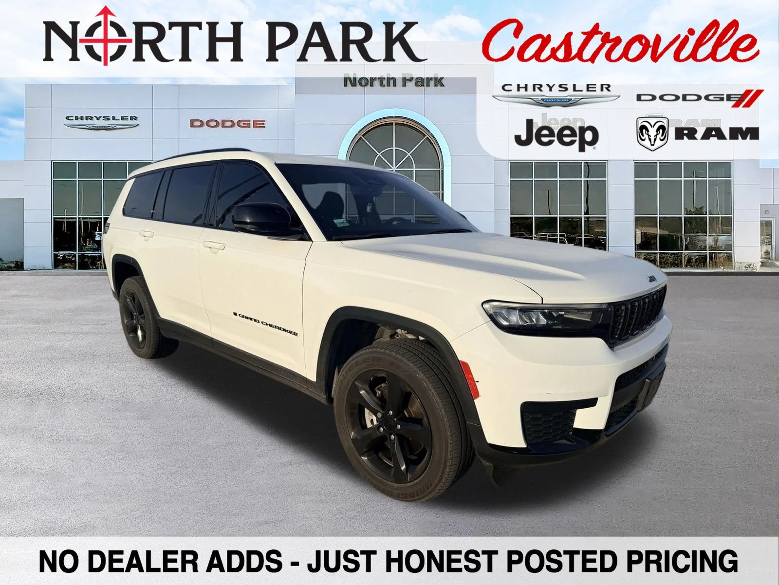 Used 2023 White Jeep Altitude image 1