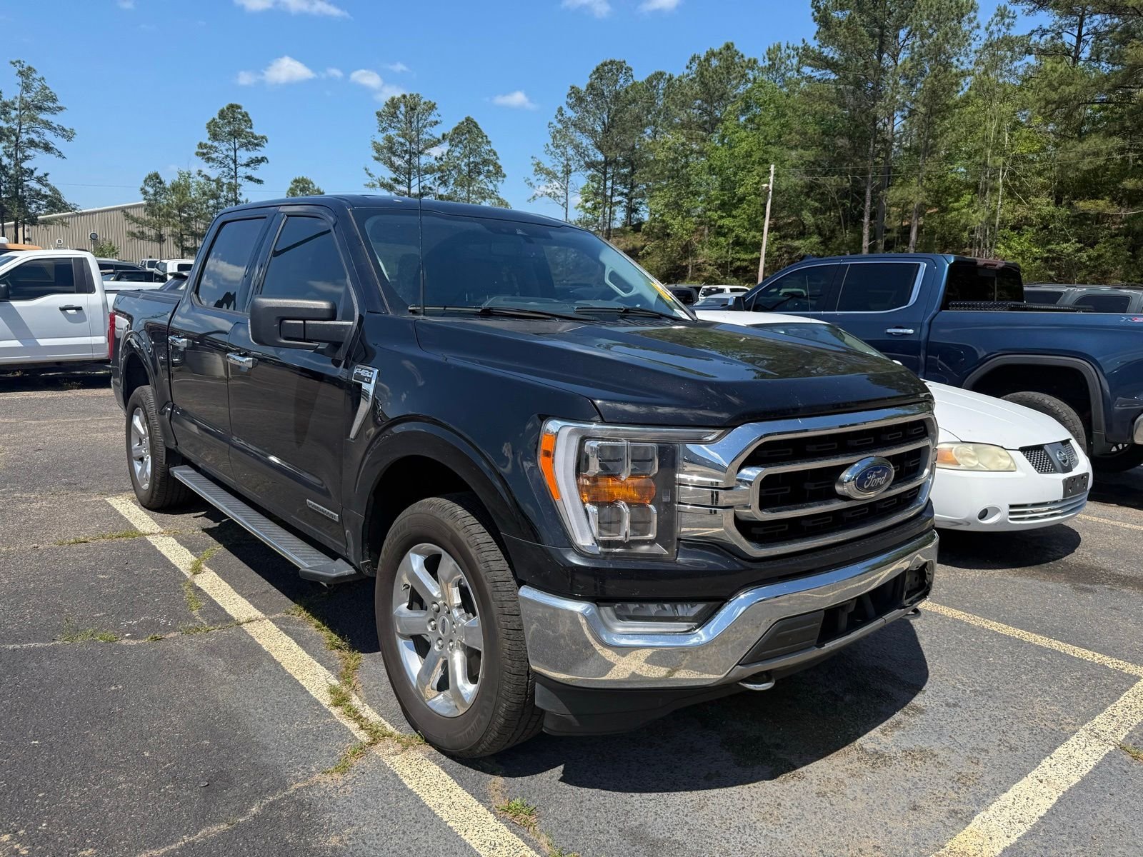 2021 Ford F-150 XLT 4x4 SuperCrew 5-1/2 Box's photo
