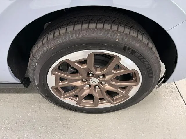 New 2027 Glacier Gray Metallic Tri-Coat Ford MAX King Ranch® image 22