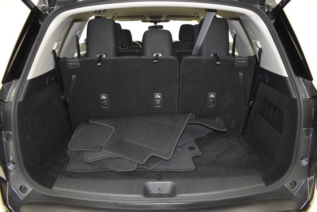 Certified Used 2025 Gray Nissan SV image 38