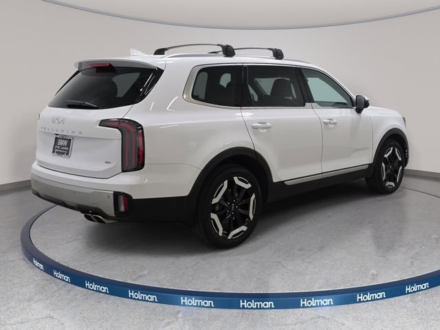 Used 2024 White Kia EX image 6