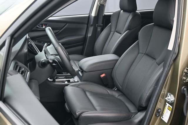 Used 2025 Green Metallic Subaru Limited Bronze Edition image 9