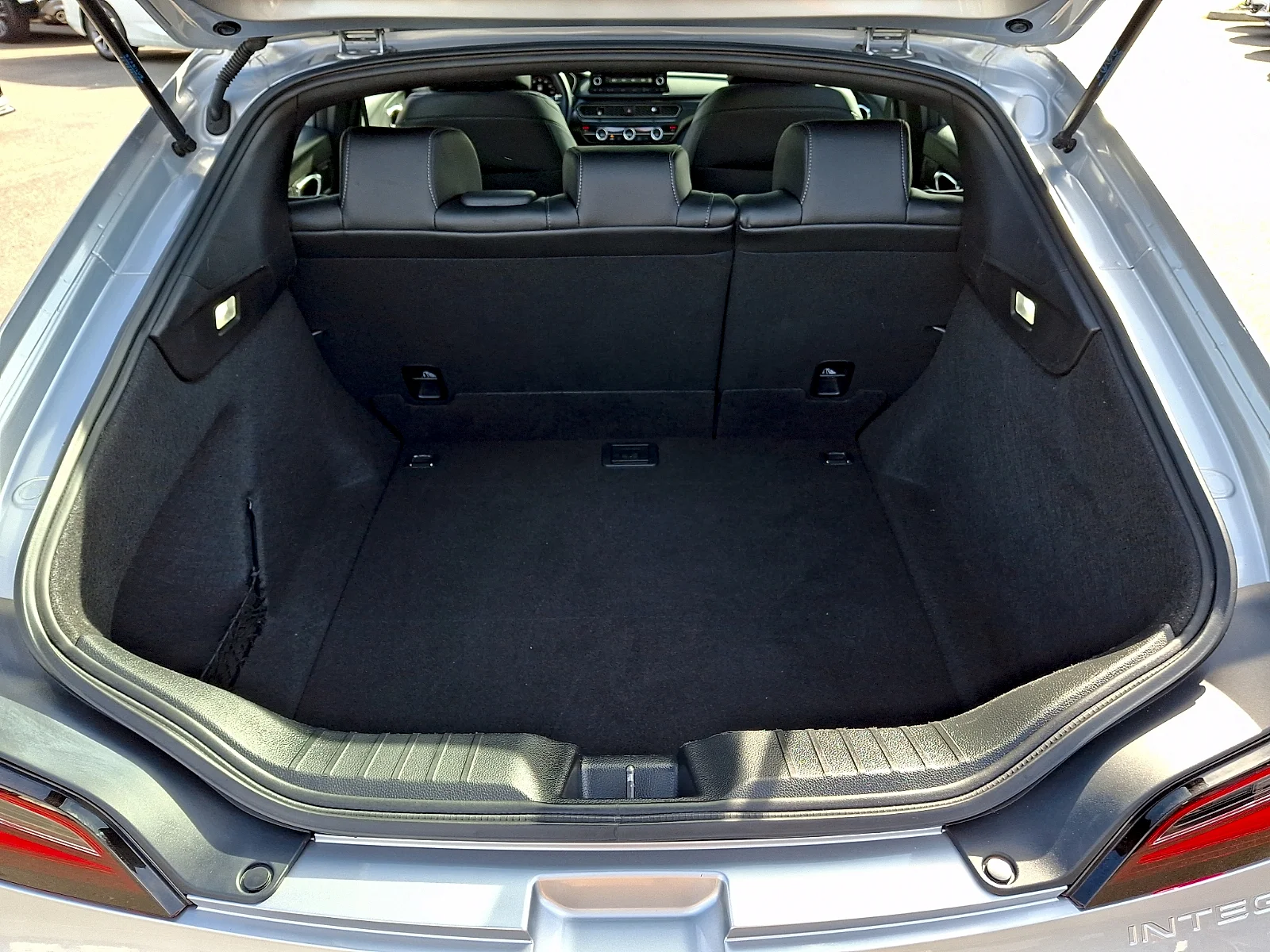 Certified Used 2023 Lunar Silver Metallic Acura A-SPEC image 28