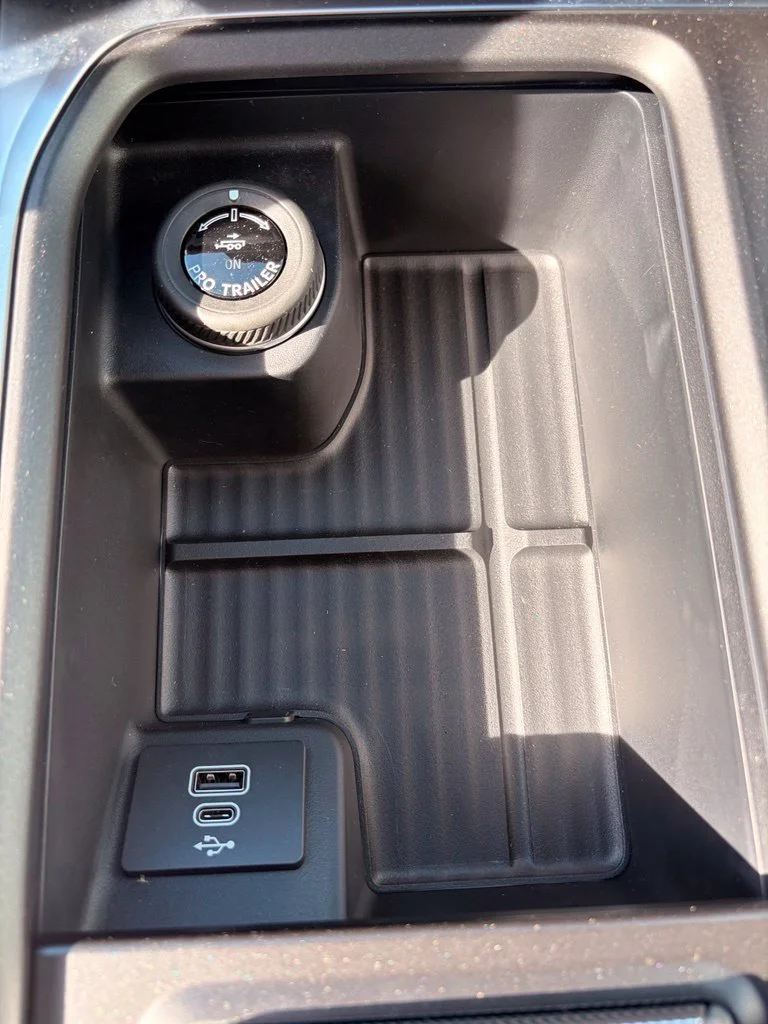 New 2027 Agate Black Metallic Ford Tremor® image 20
