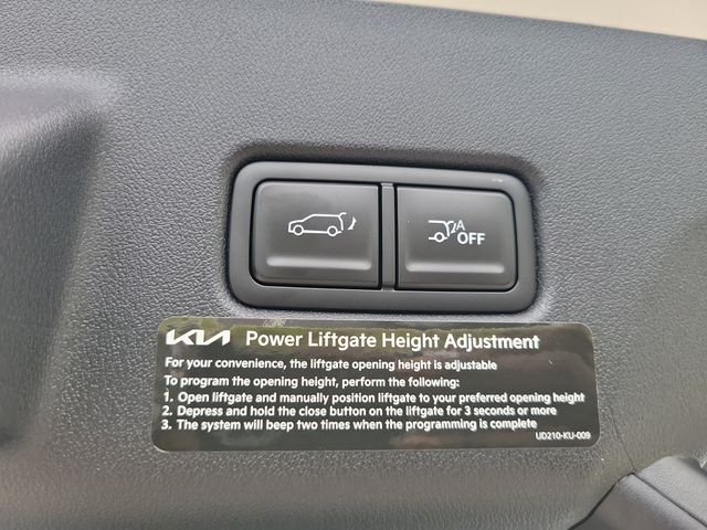 New 2027 White Pearl Kia S image 10