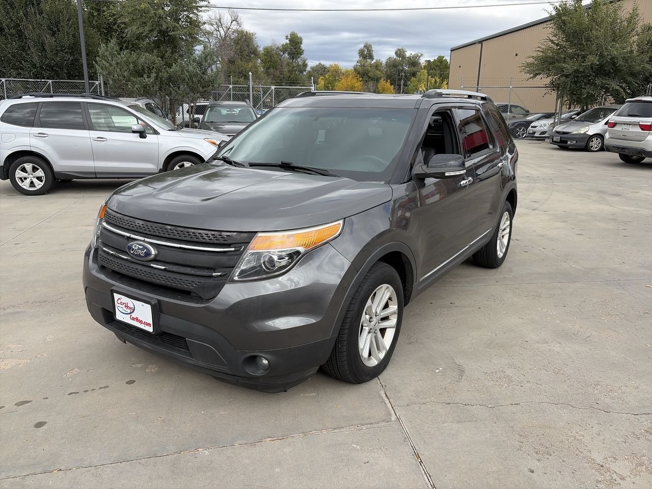 2015 Ford Explorer XLT photo 4