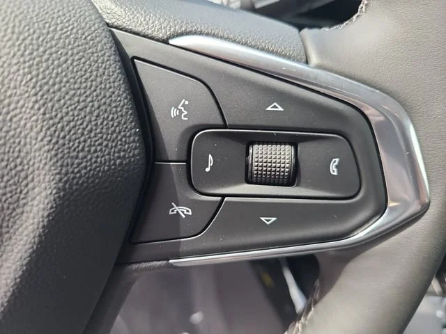 New 2026 Mosaic Black Metallic Chevrolet LT image 27