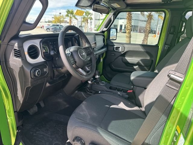 2025 Jeep Wrangler 4-Door Willys - Photo 19