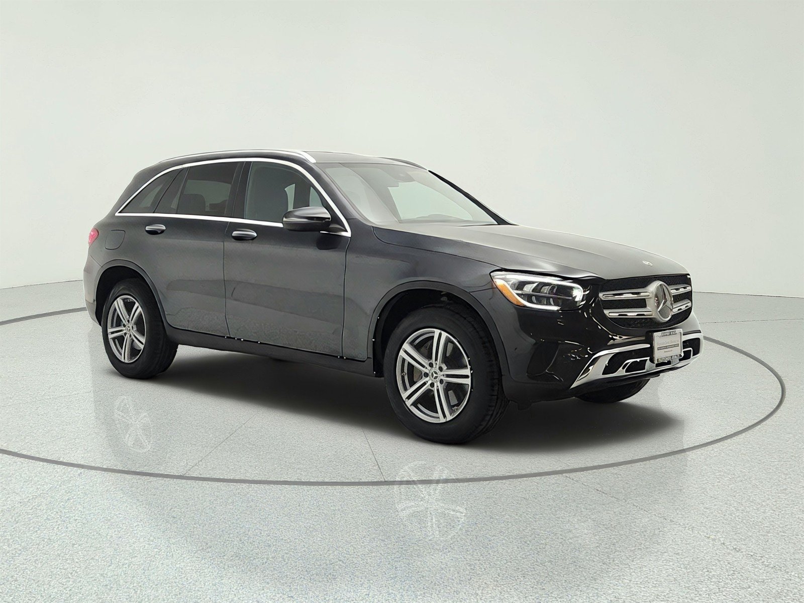 Used 2022 Graphite Grey Metallic Mercedes-Benz GLC 300 SUV image 3