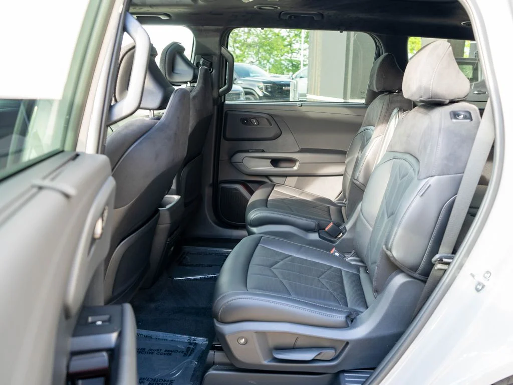 New 2027 Wolf Gray Kia X-Pro SX Prestige image 14