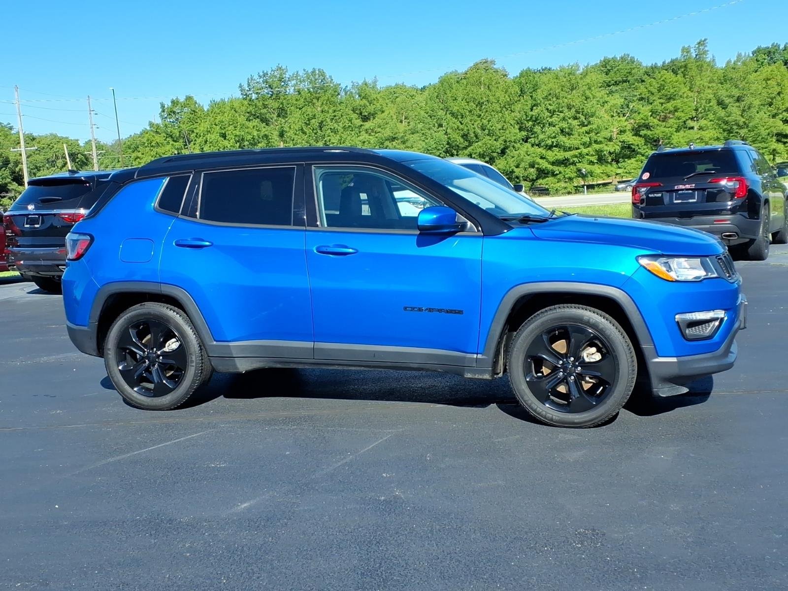 Used 2021 Jeep Compass Altitude with VIN 3C4NJCBB9MT538675 for sale in Forsyth, IL