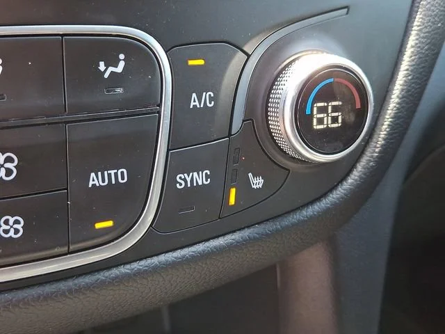 Used 2019 CAJUN RED TINTCOAT Chevrolet LT image 24