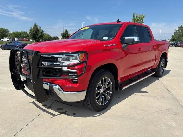 Used 2023 Red Hot Chevrolet LT image 44