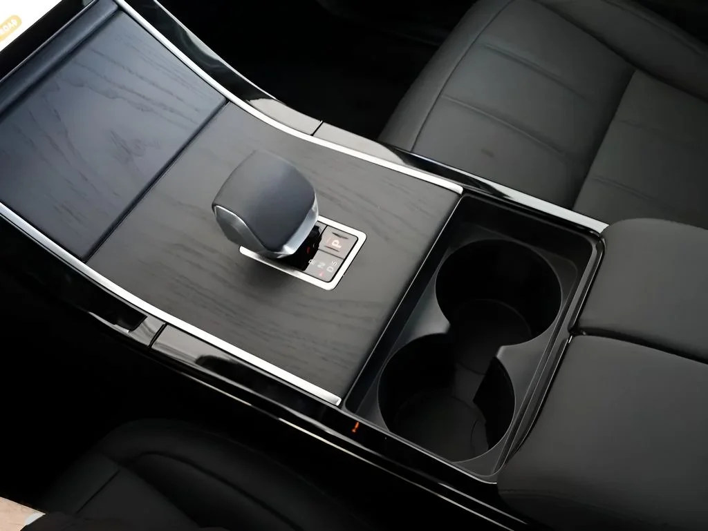 2026 Land Rover Range Rover Evoque Dynamic SE - Photo 34