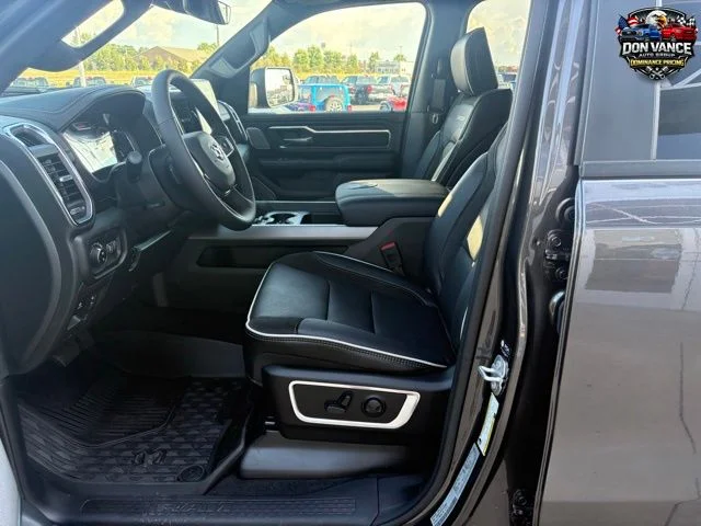 2026 RAM 1500 Laramie - Photo 11