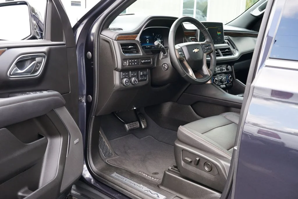 2023 Chevrolet Suburban High Country - Photo 13