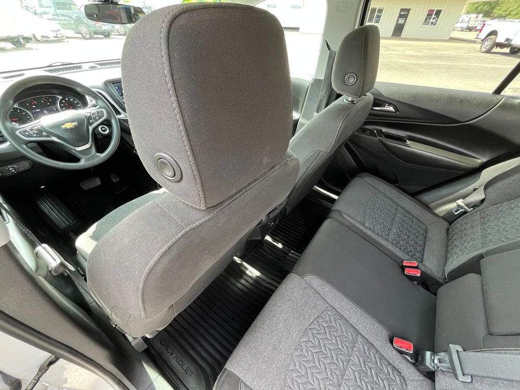 Used 2022 White Chevrolet LT image 15
