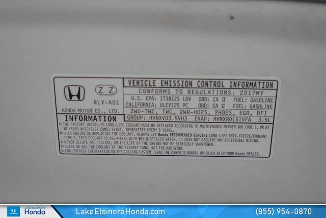 Used 2017 White Diamond Pearl Honda EX-L image 29