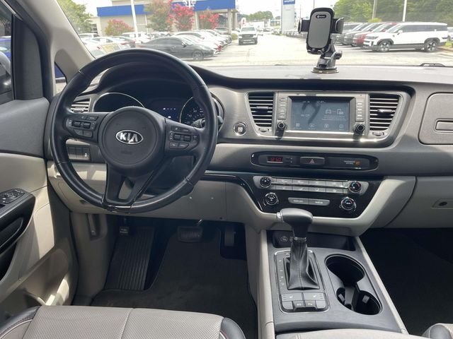 2018 Kia Sedona LX - Photo 12
