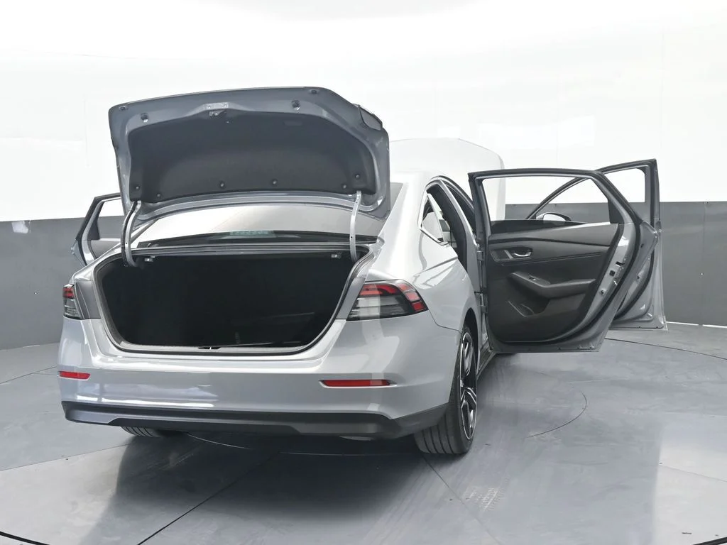 Used 2024 Urban Gray Pearl Honda Sport image 78