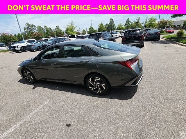 Used 2025 Gray Hyundai Limited image 7