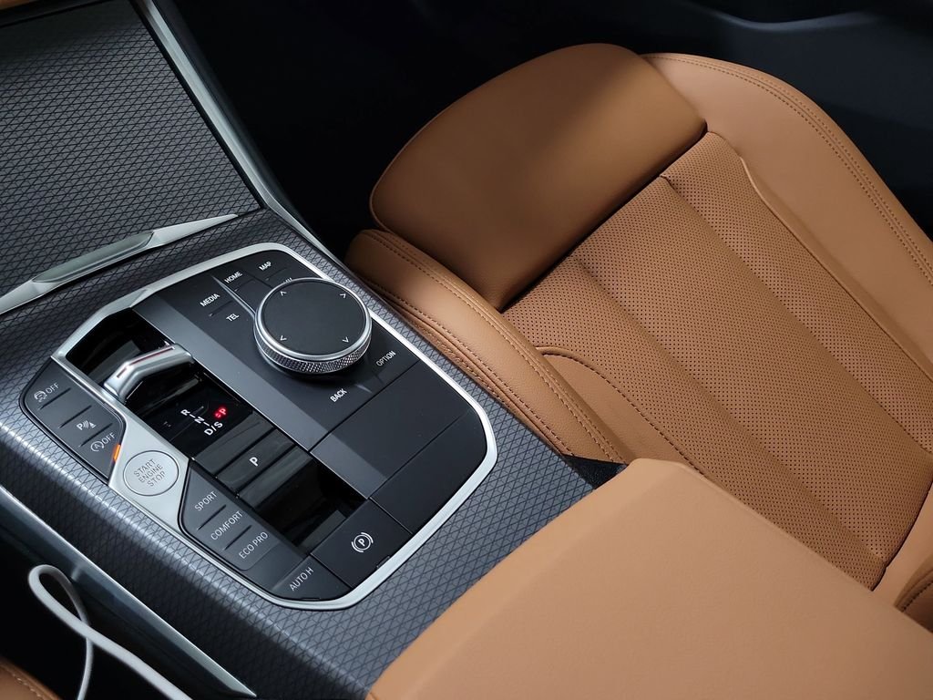 New 2026 Portimao Blue Metallic BMW 330i xDrive image 13