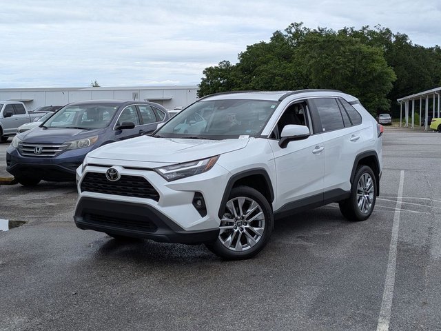 2024 Toyota RAV4 XLE Premium
