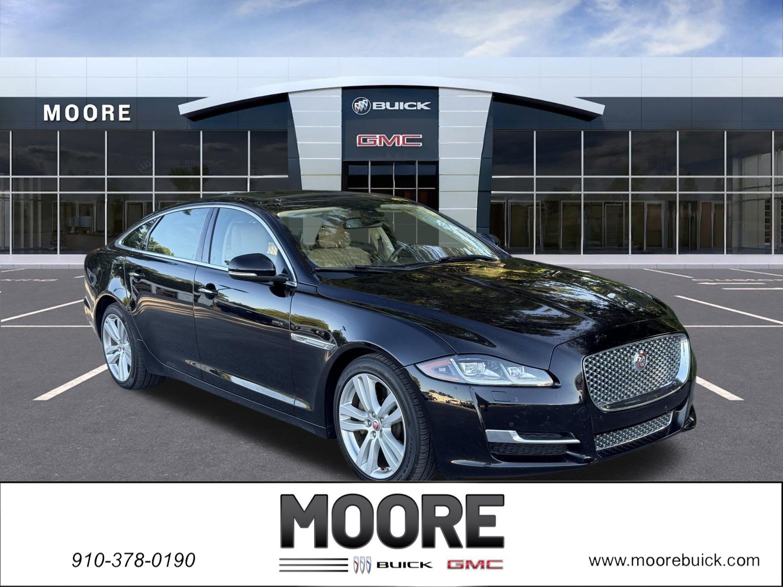 Used 2016  Jaguar XJL Portfolio image 1