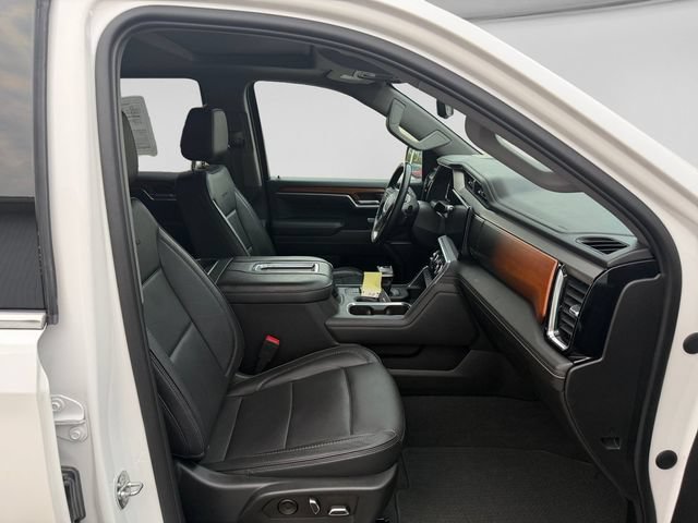 Used 2022 WHITE FROST TRICOAT GMC Denali image 14