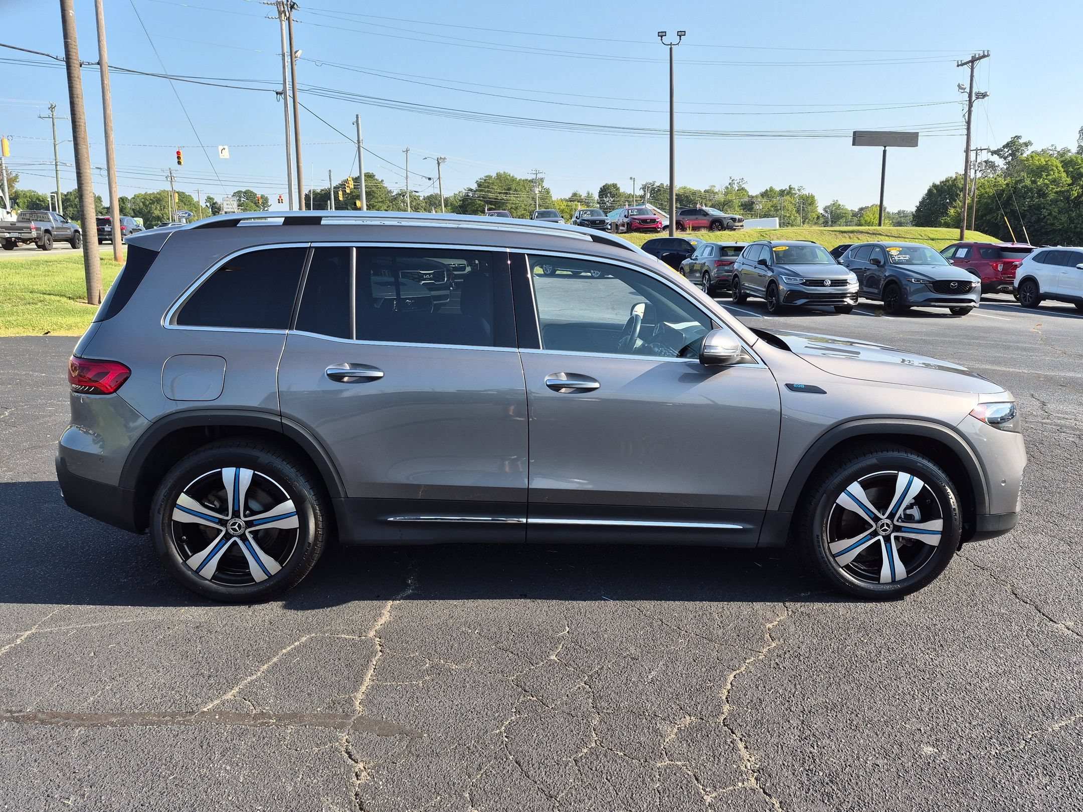 Used 2022 Mountain Gray Metallic Mercedes-Benz EQB 350 image 6