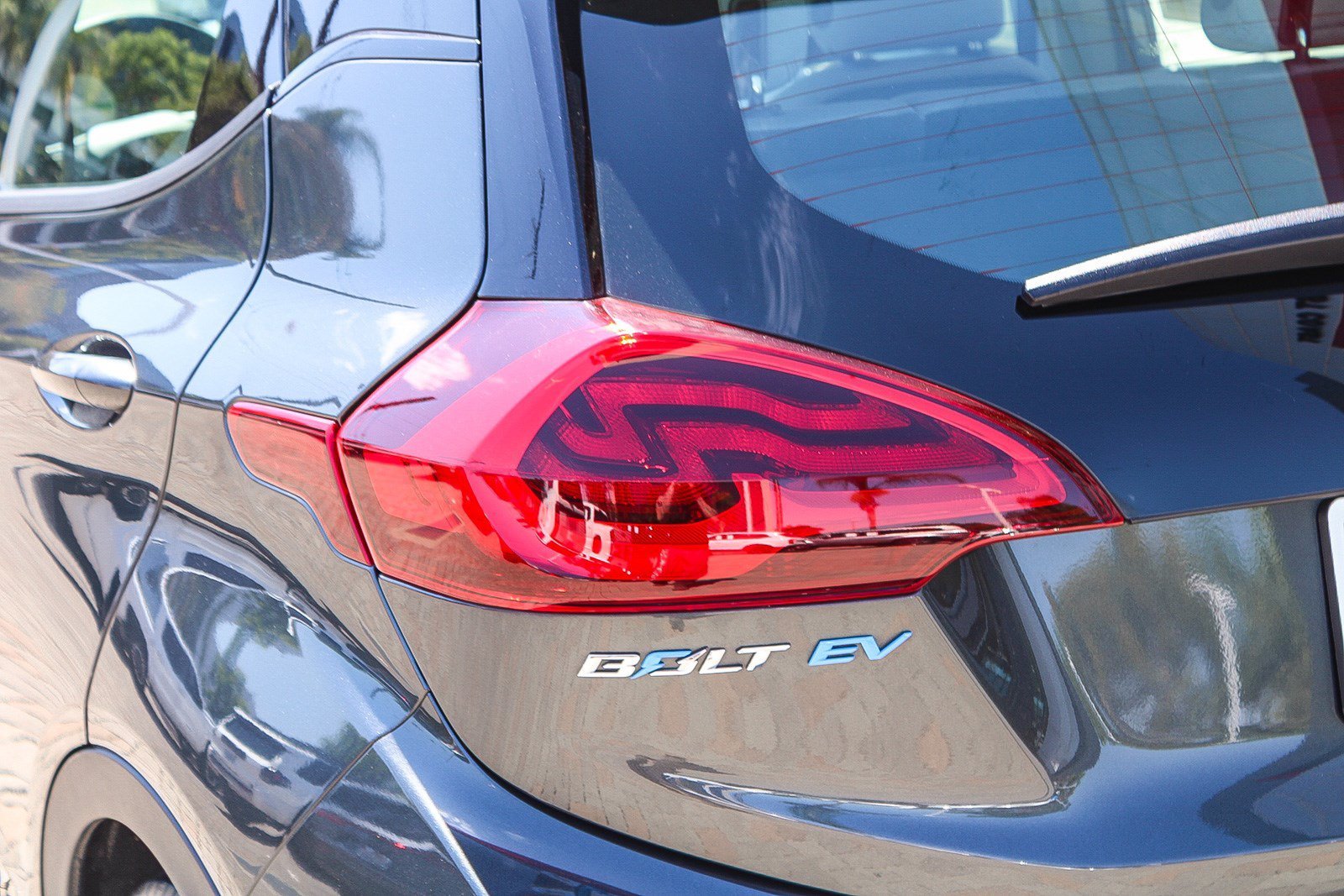Used 2021 Nightfall Gray Metallic Chevrolet LT image 9
