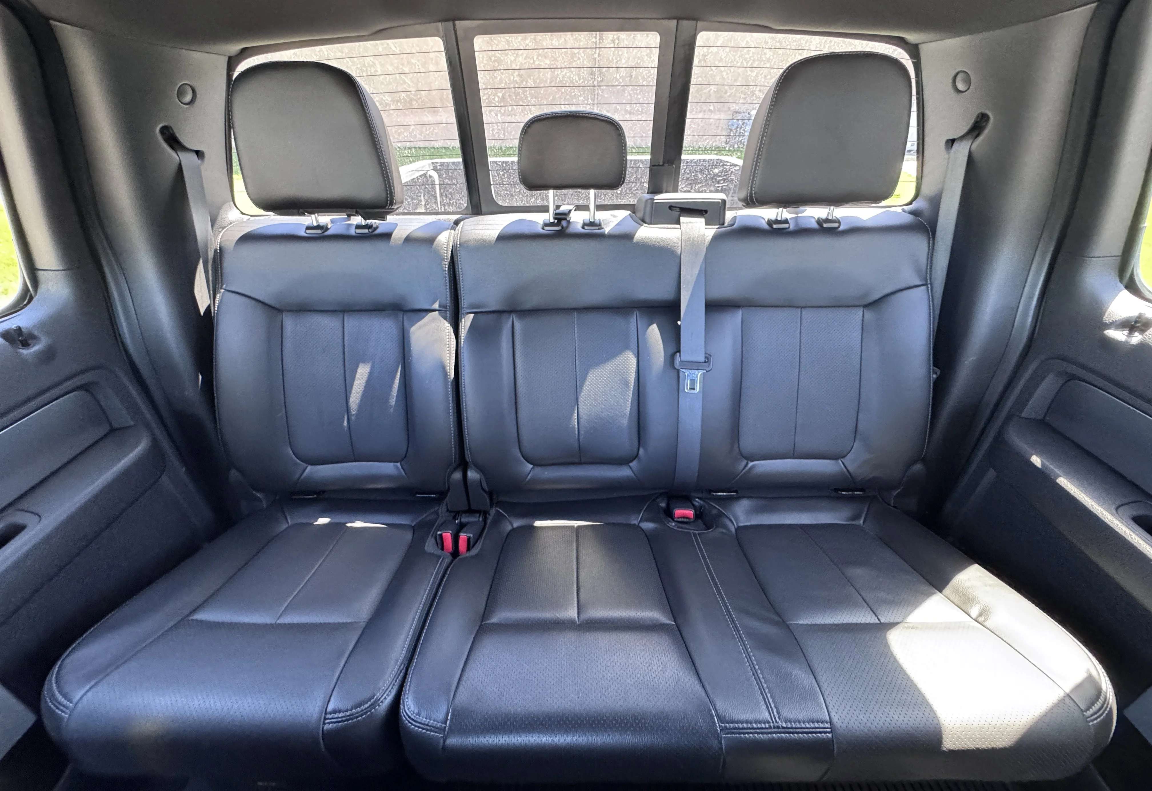 Used 2014 Black Ford FX4 image 39