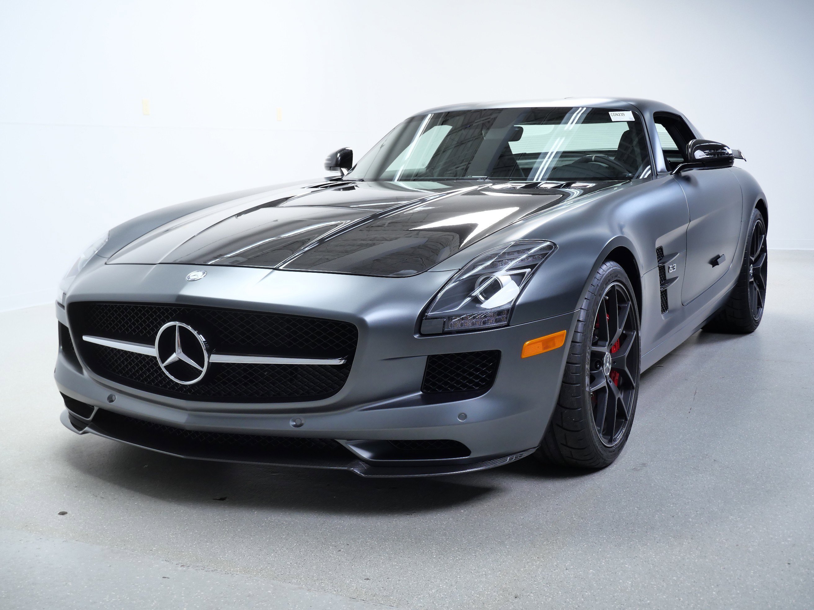 Used 2015 Gray Mercedes-Benz SLS AMG® GT Final Edition image 12
