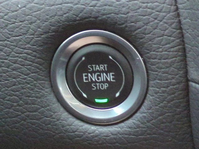 Used 2024 Onyx Black GMC Denali image 29