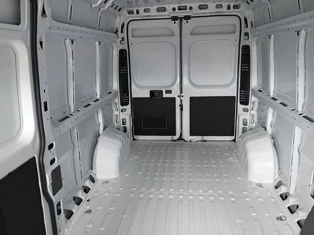 New 2026 Bright White Clear-Coat Exterior Paint RAM High Roof image 17