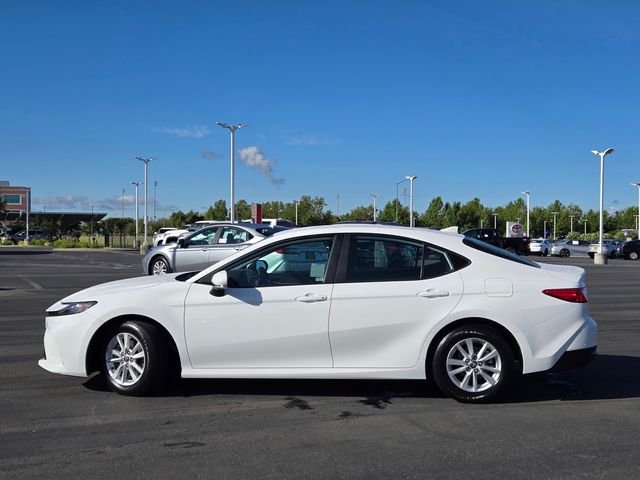 Used 2025 White Toyota LE image 9