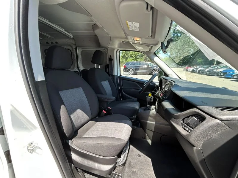 Used 2022 White Ram Tradesman Cargo Van 4D image 23
