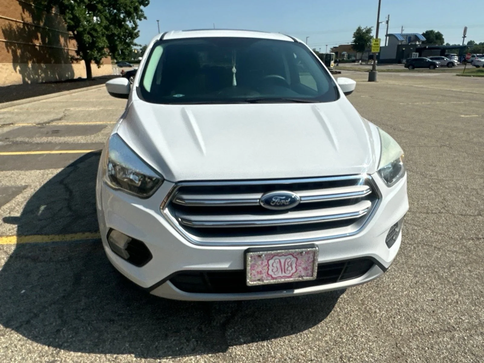 Used 2017 Oxford White Ford SE image 14