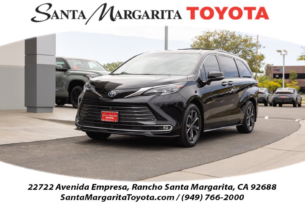 2025 Toyota Sienna Platinum