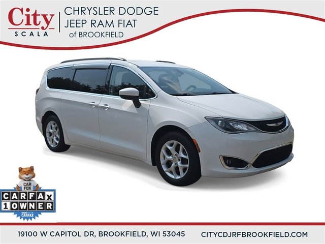 2017 Chrysler Pacifica Touring L