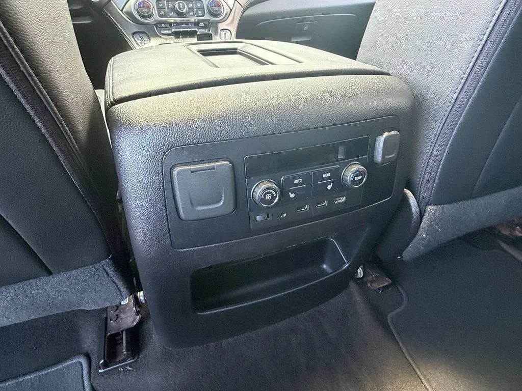 Certified Used 2018 TUNGSTEN METALLIC Chevrolet LT image 11
