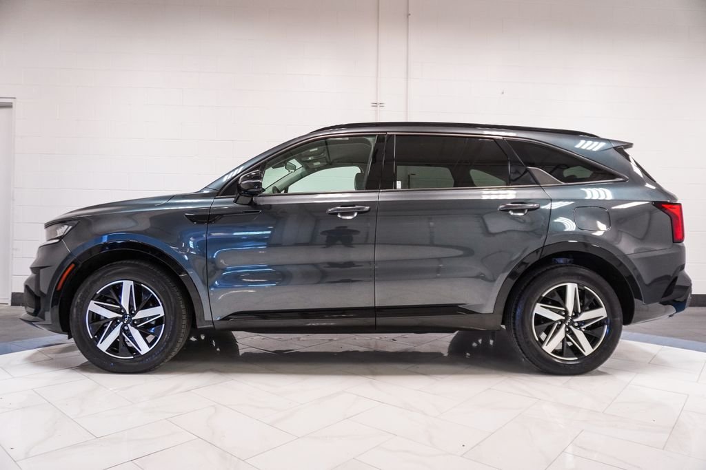 Used 2022 Gray Kia EX image 34