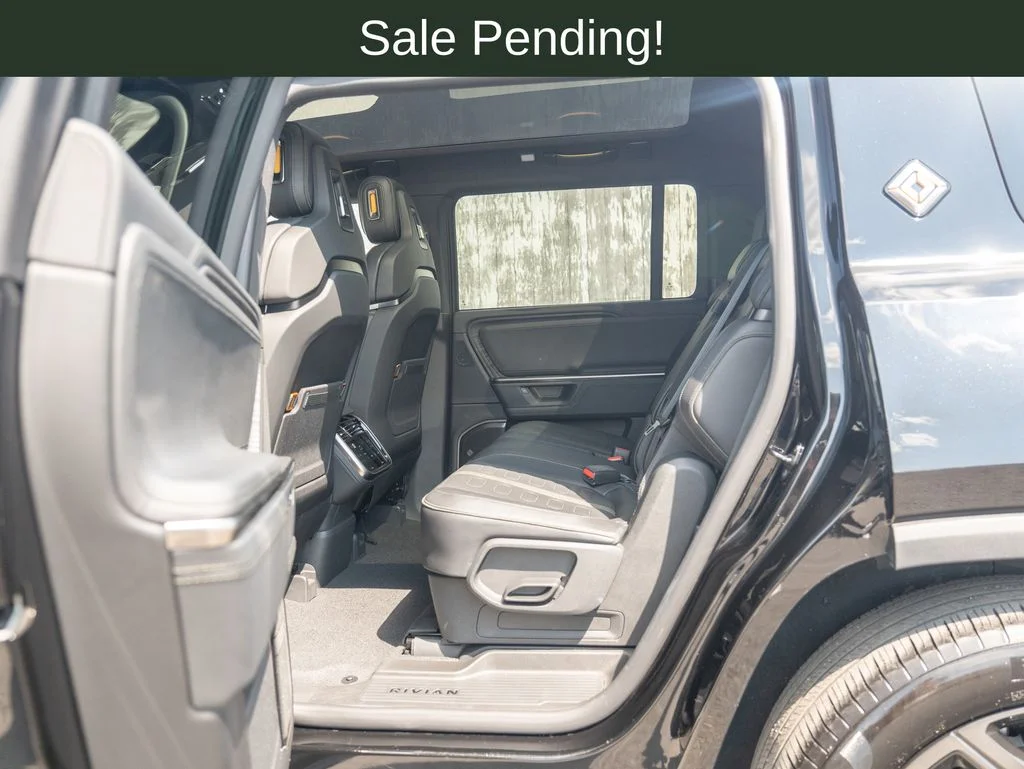Used 2025 Black Rivian  image 32