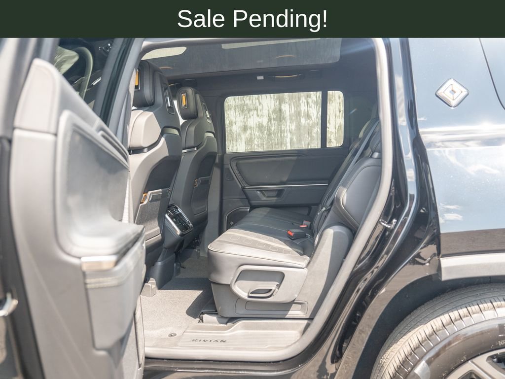 Used 2025 Black Rivian  image 32