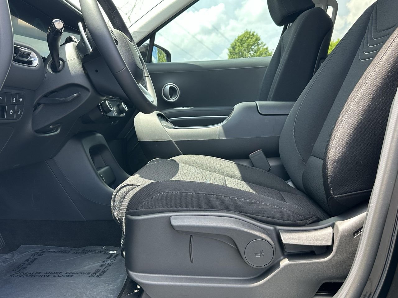 New 2026 Abyss Black Pearl Hyundai SE image 9
