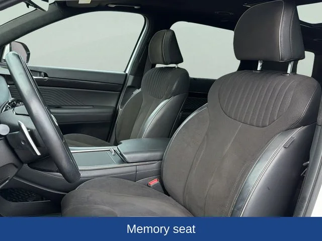Used 2024 White Hyundai Calligraphy Night Edition image 16