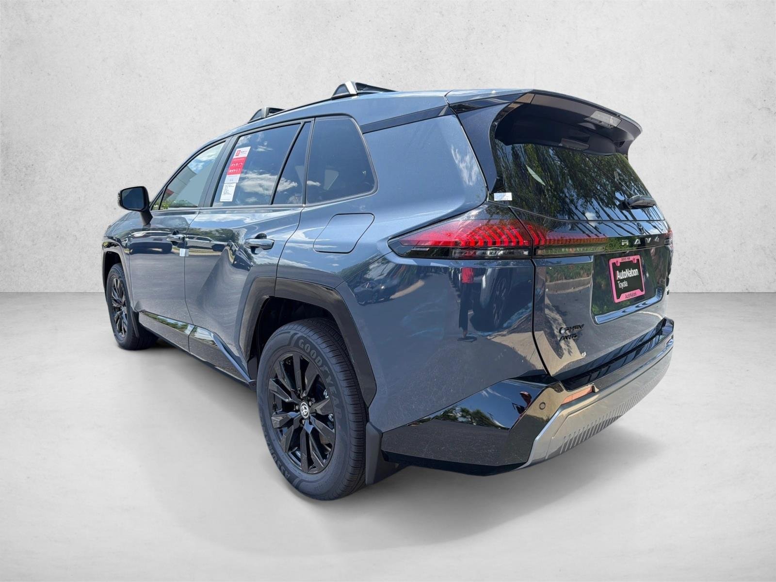 Certified Used 2026 Storm Cloud Toyota SE image 5