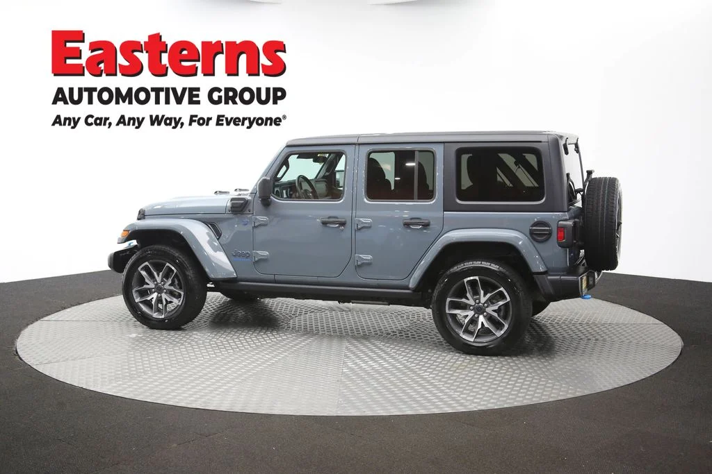 Used 2024 Gray Jeep Sport S 4xe image 62