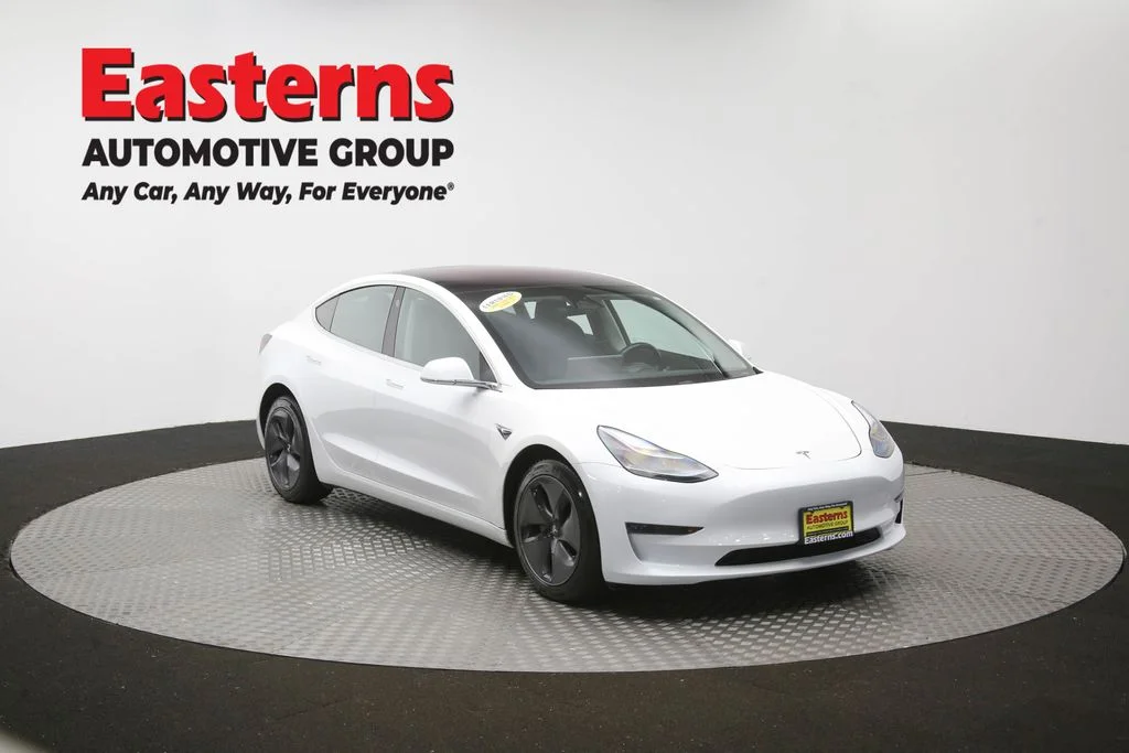 Used 2018 White Tesla Long Range image 42